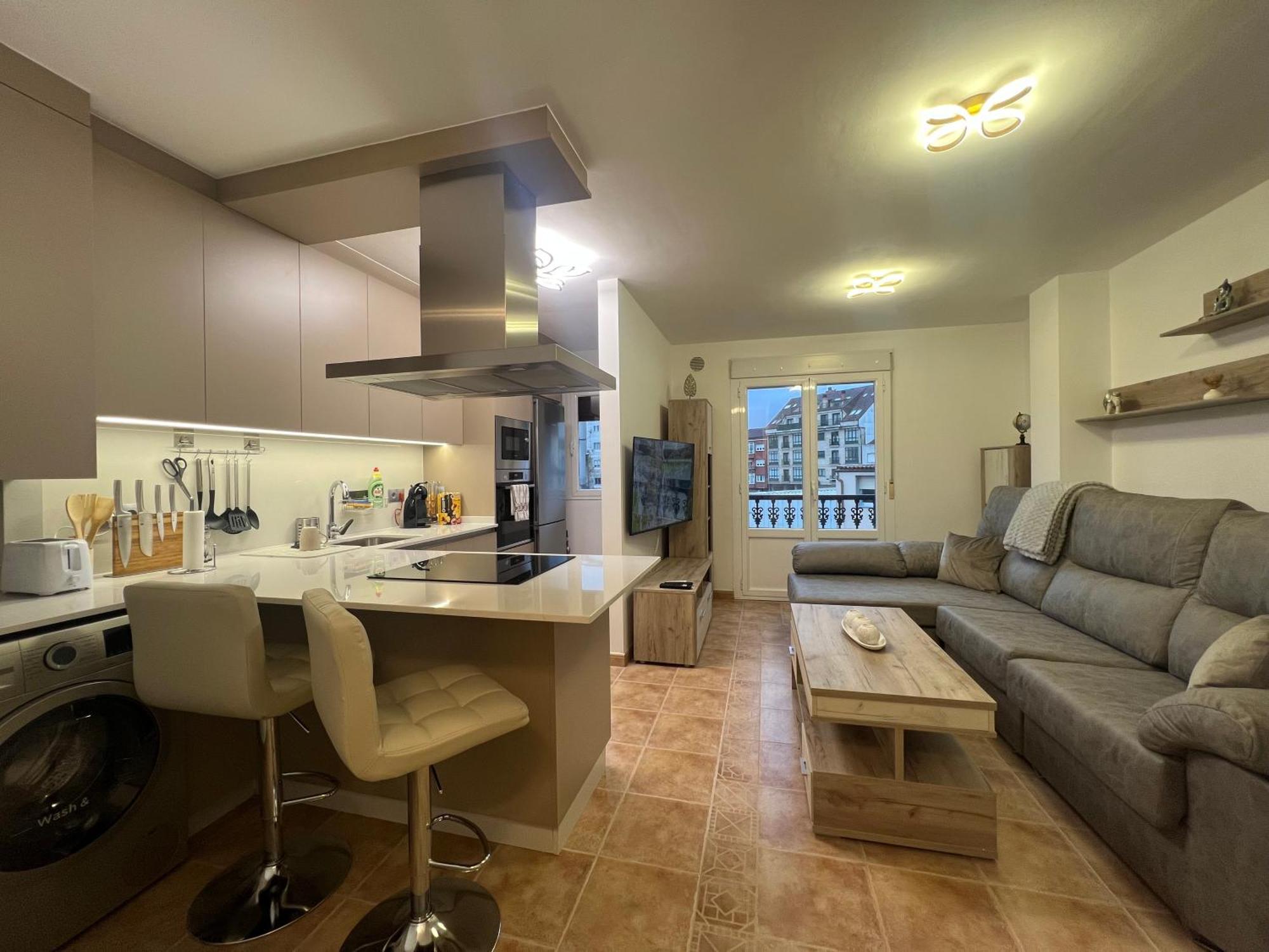 Apartment Sweet Floor *